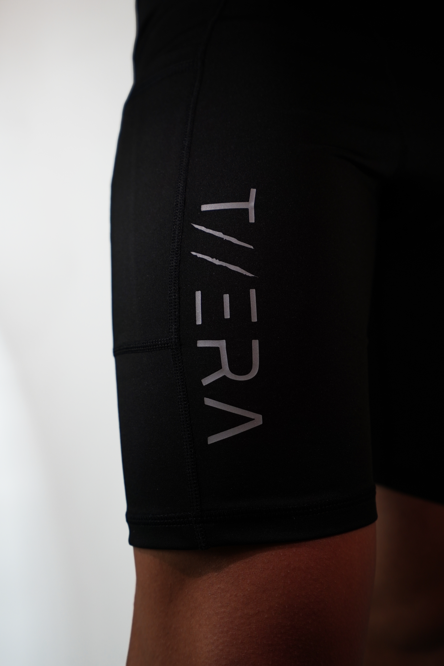 IGNITE RUNNING TIGHT