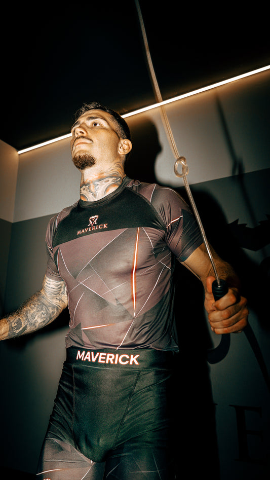 MAVERICK X THERA FIGHT RASHGUARD
