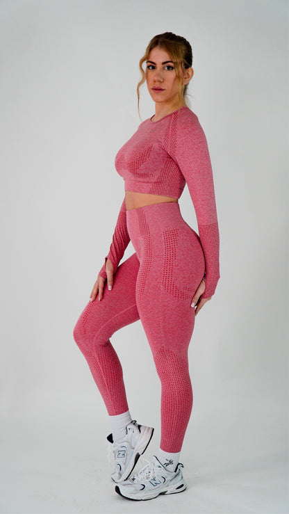 EMPOWER SEAMLESS CROP TOP LONG SLEEVE