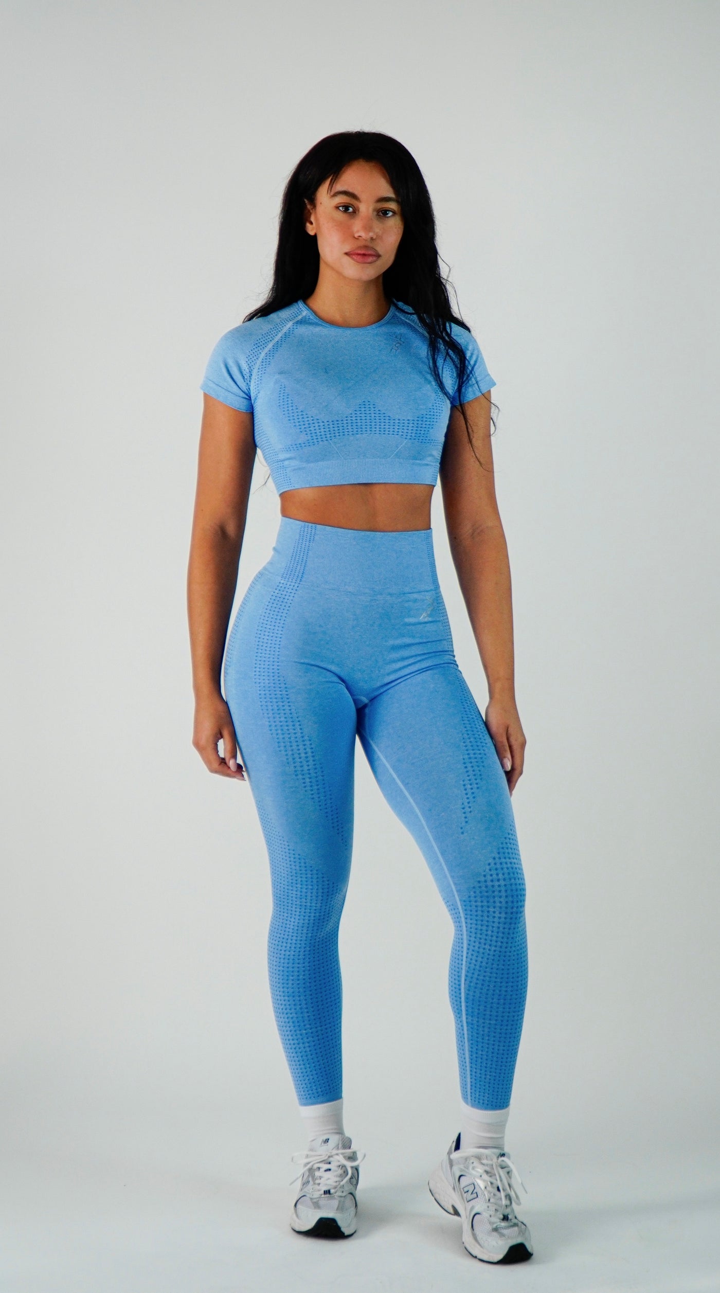 EMPOWER SEAMLESS CROP TOP